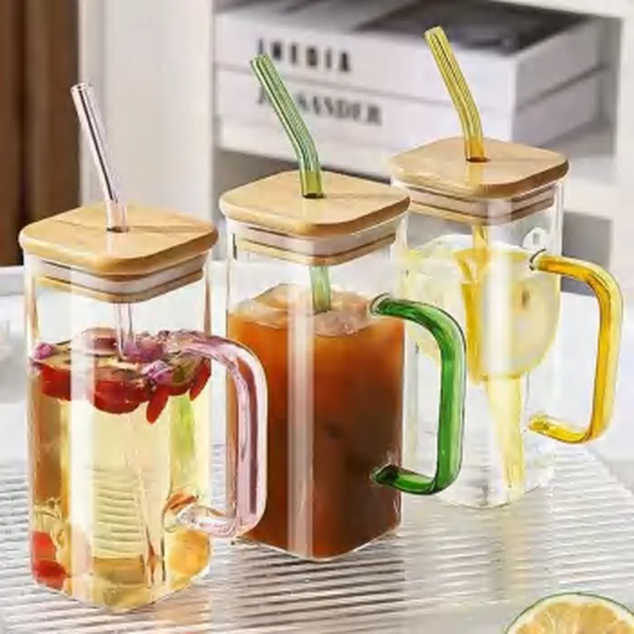 Copo de Vidro Quadrado com Tampa de Bambu e Canudo 400ml