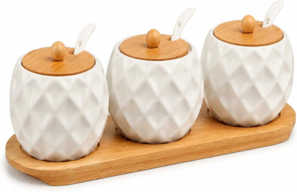 Kit Porta-Temperos em Porcelana com 3 Potes e Bandeja de Bambu