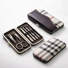 Kit Manicure com 6 Peças e Estojo