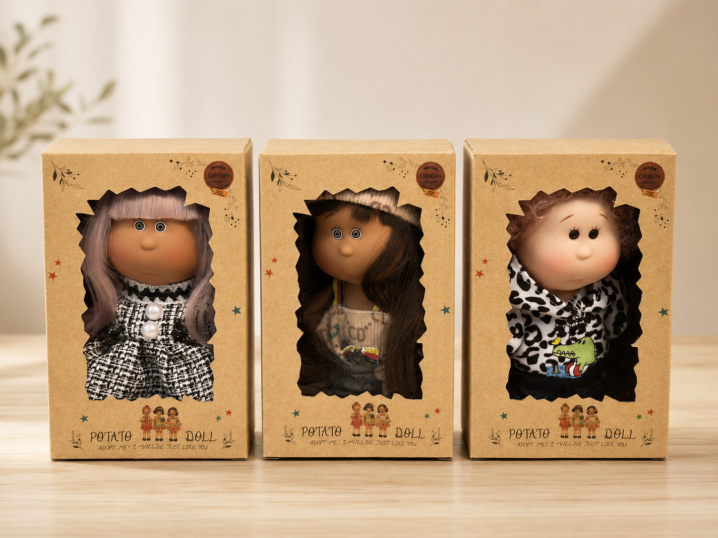 Boneca Infantil com Roupa e Caixa